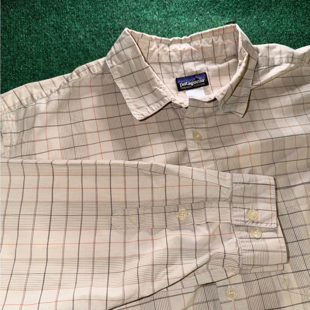 Patagonia Mens Large Organic Cotton Plaid Button Down Shirt Tan Orange L/S